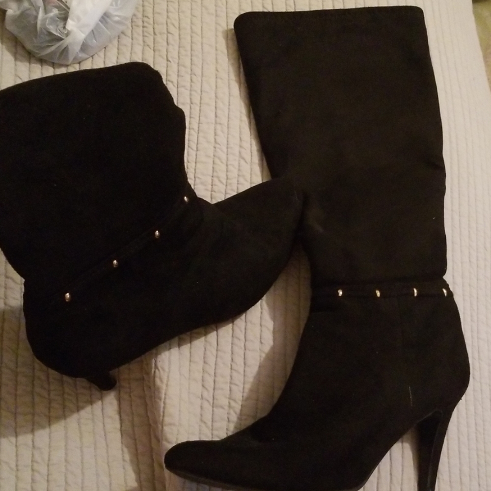 🔥Black Micro Suade 2" Heel Calf High Boot w/Gold Embellishments